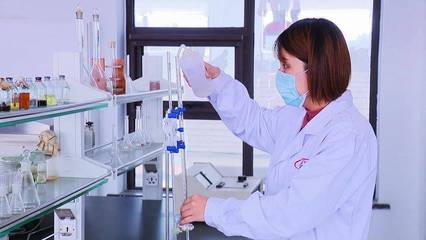 以十九屆六中全會精神為指引，加快推進生物飼料研發，提升產業核心競爭力